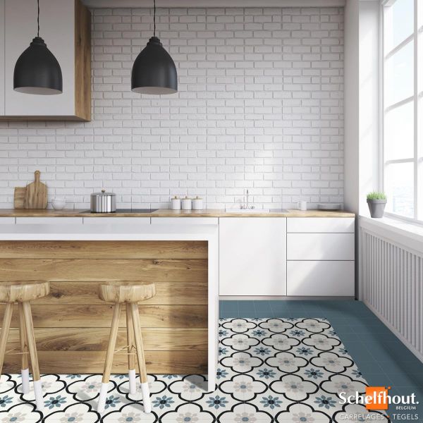 223749-224301_inspiration-carrelage-cuisine-20x20-carreaux-de-ciment-imitation-tons-bleus-moderne-schelfhout.jpg